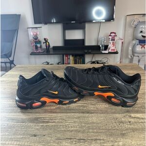 Air Max Plus Black And Orange OG All Men’s Size 11